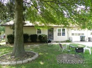 515 S Breidecker St, Columbia, IL 62236