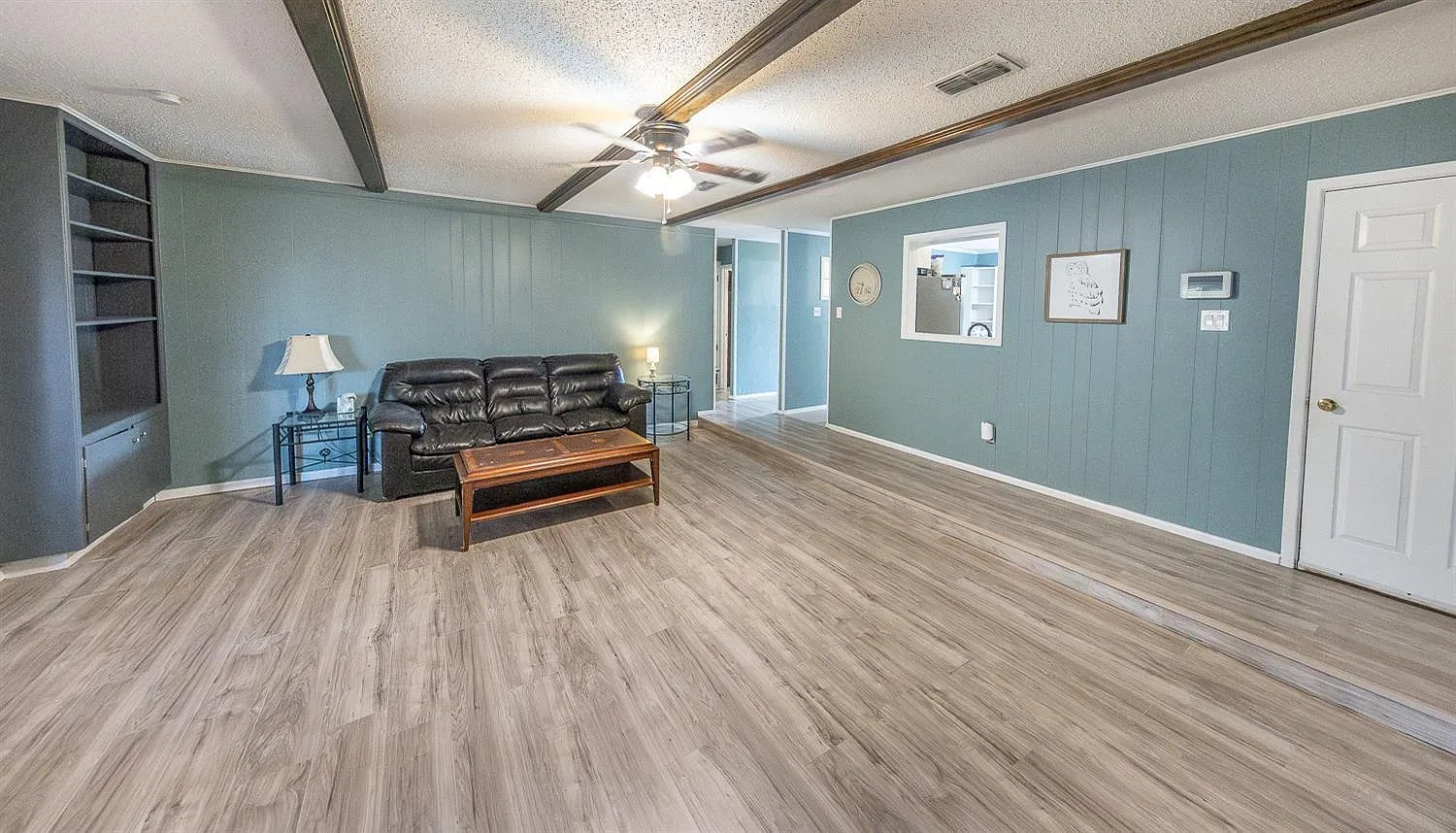 4 bed, 1777 sqft, $2,300 — Photo 4
