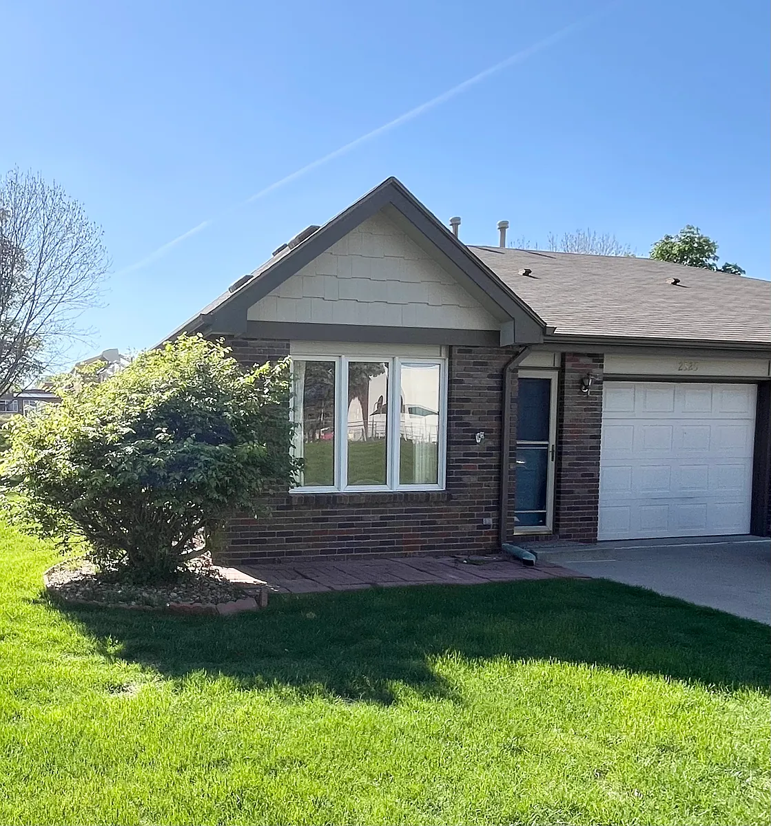 Building Photo - 2525 N 69th Ct