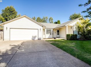 591 68th Pl, Springfield, OR 97478