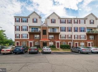 2489 Quick St APT 301, Herndon, VA 20171