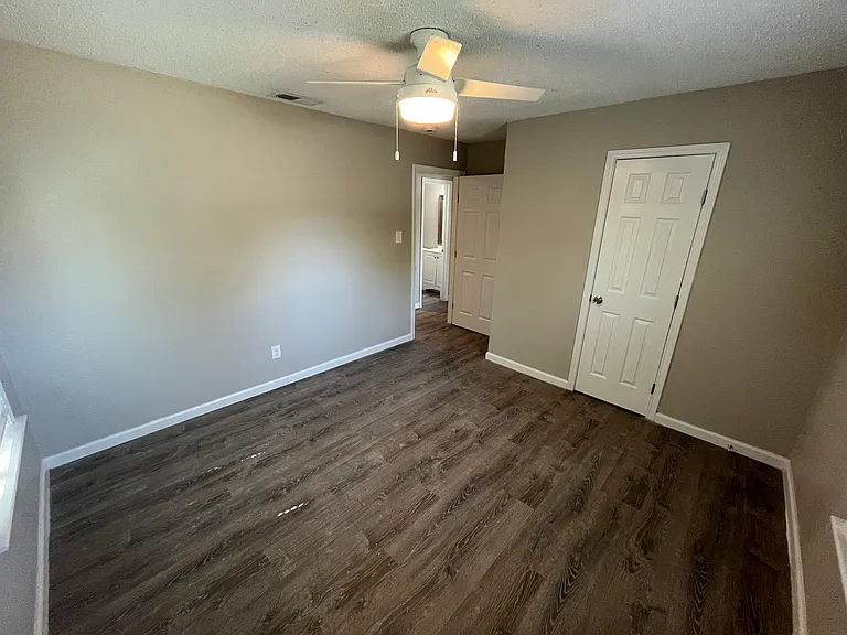 12904 Mitchell Dr — Photo 6