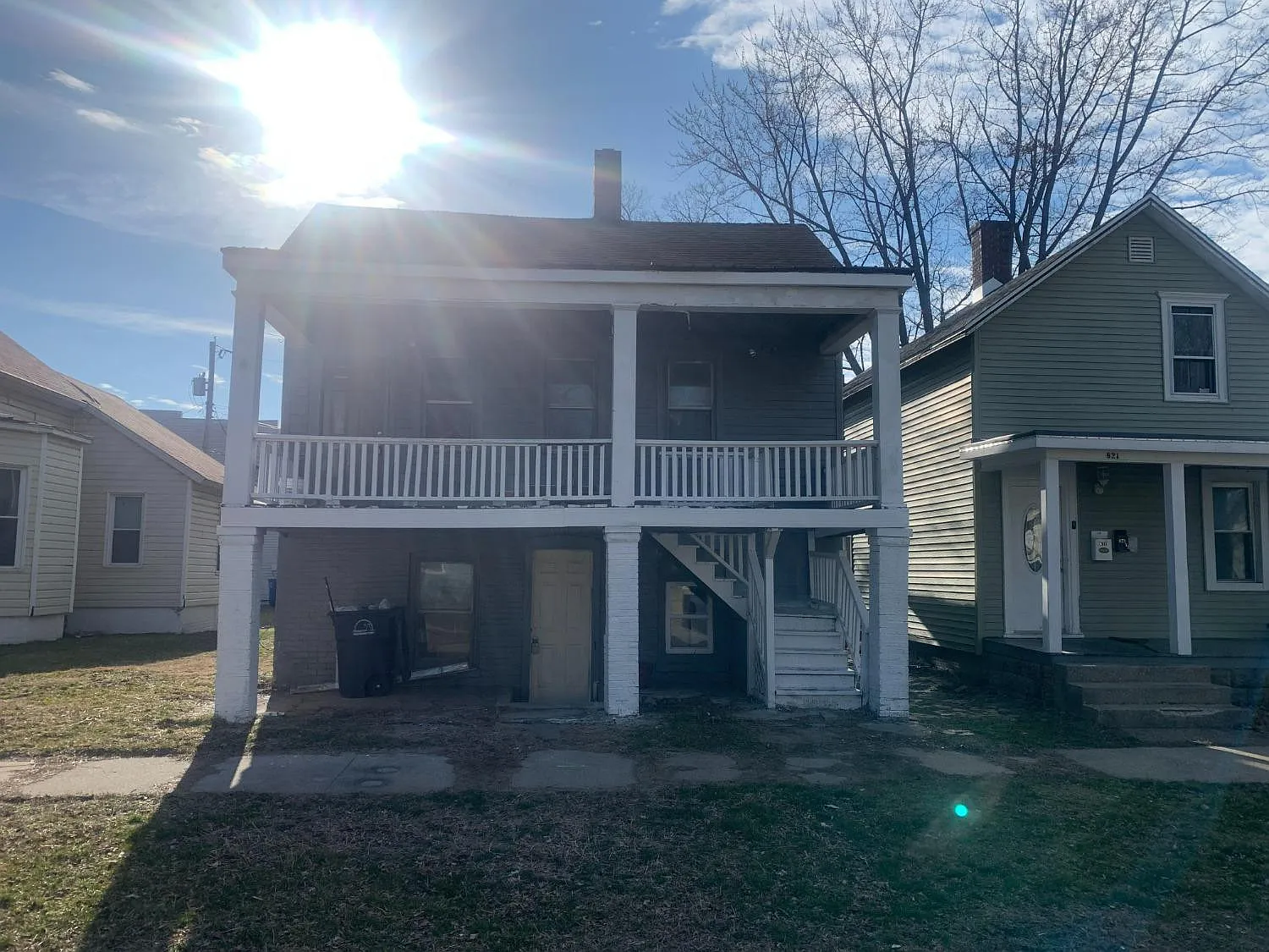 823 Buffalo St photo 1