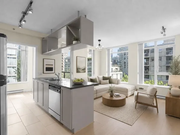 1001 Homer St #802, Vancouver, BC V6B 1M9