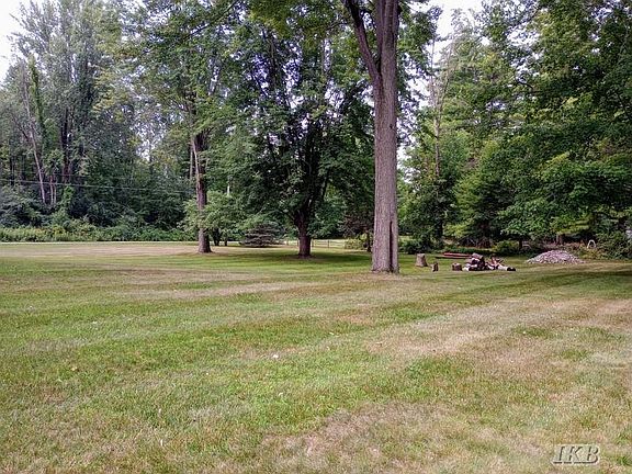 4th image of Vl Hayes Rd