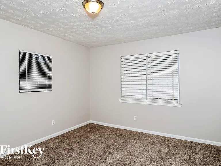 1158 Iron Gate Blvd — Photo 10