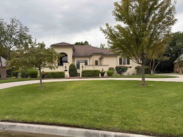725 N Saint Andrews Ct, Wichita, KS 67230