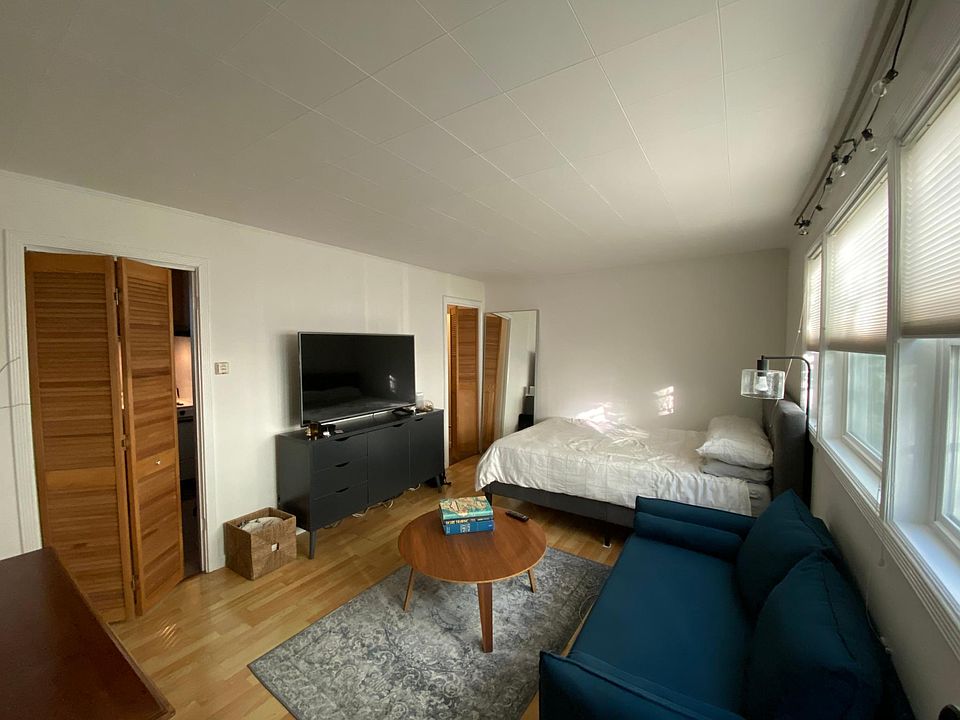 1st image of 71 Perine Pl #A