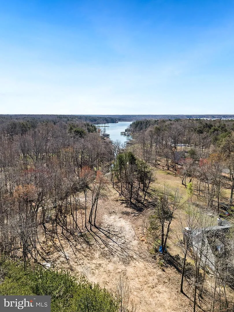 2501 Lake Forest Ln photo 1