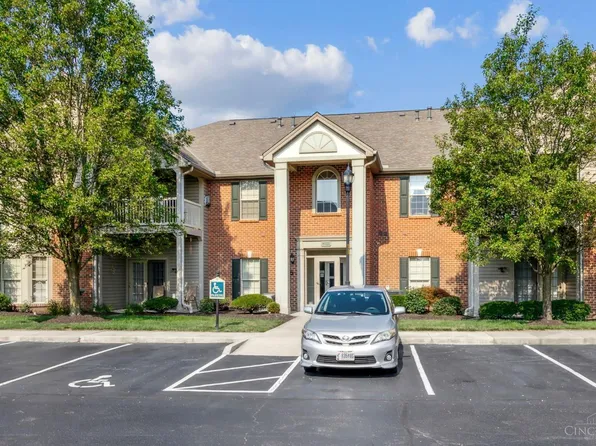 8021 Pinnacle Point Dr APT 204, West Chester, OH 45069