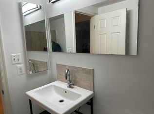 1 Martins Point #0, Fairfax, VA 22032