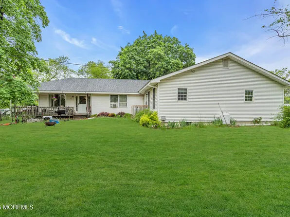 211 Long Swamp Road, New Egypt, NJ 08533