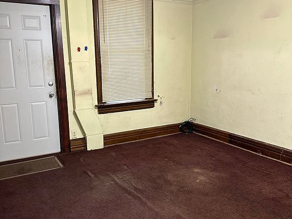 4th image of 12754 Hoyne Ave
