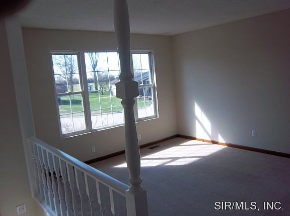 2nd image of 7 Blue Spruce Ct