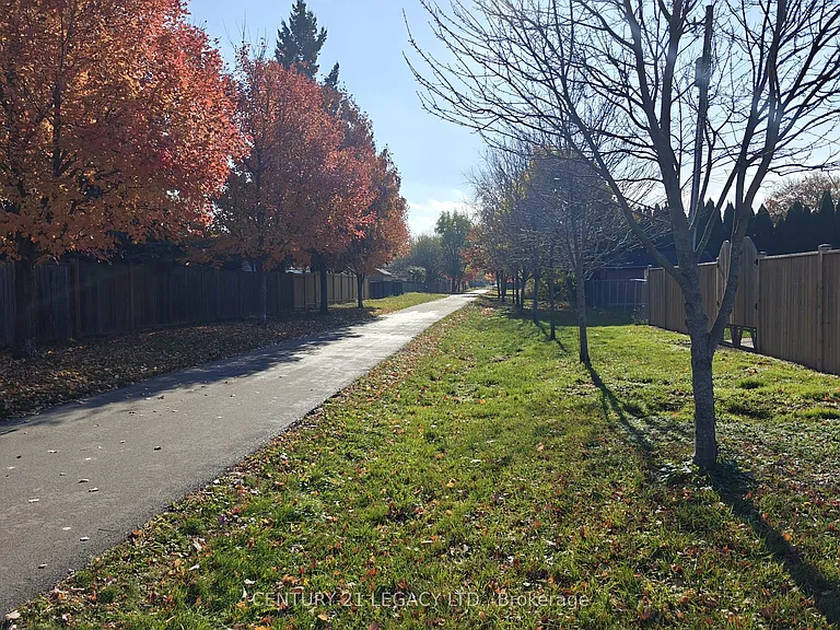 62 Woodelm Dr — Photo 20