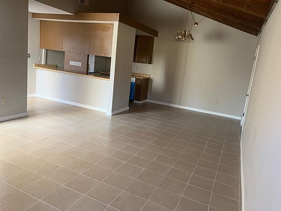 5th image of 7135 Kelley Dr