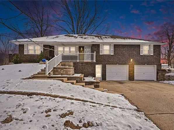 7807 NW Schott Dr, Kansas City, MO 64152