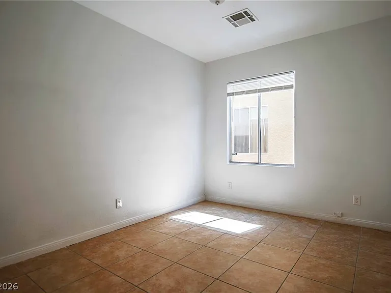 4420 Pacific Crest Ave — Photo 11