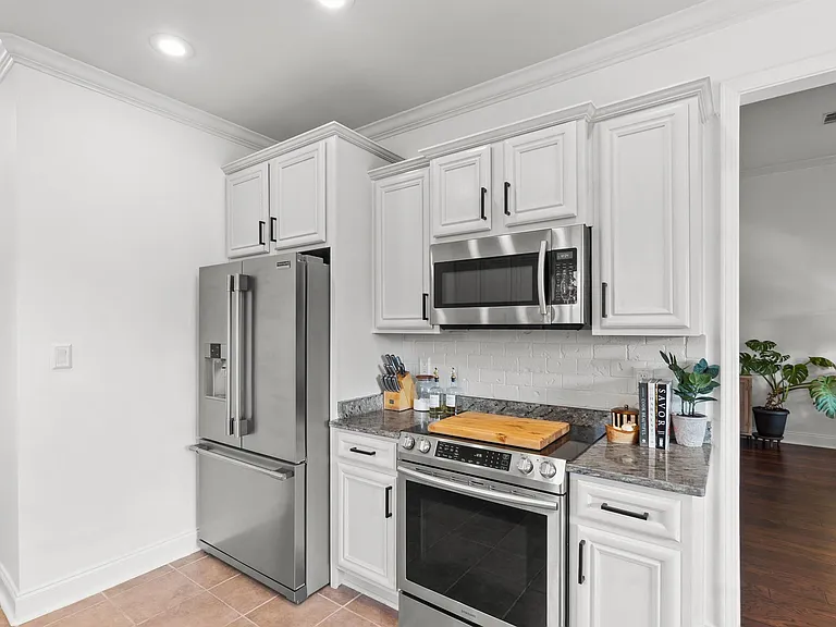 107 Hampton Meadows Dr — Photo 19
