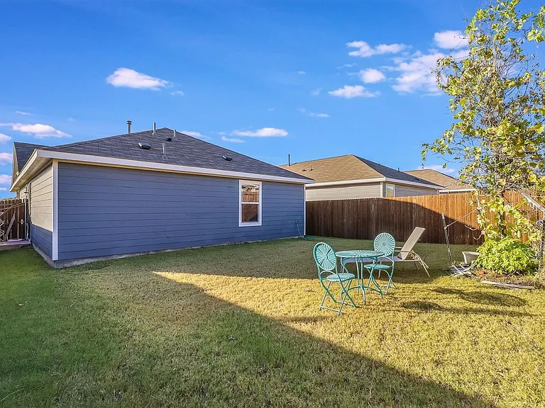 7816 Ruellia Rd — Photo 13