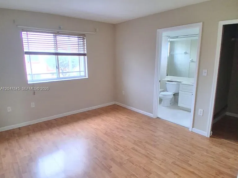 17318 NW 74th Ave #202 — Photo 16