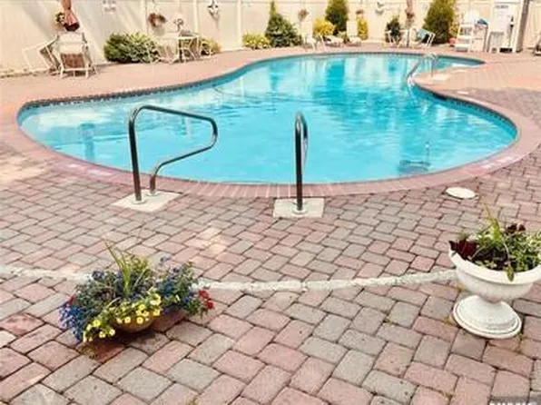 205 Bergen Tpke APT 2A, Ridgefield Park, NJ 07660