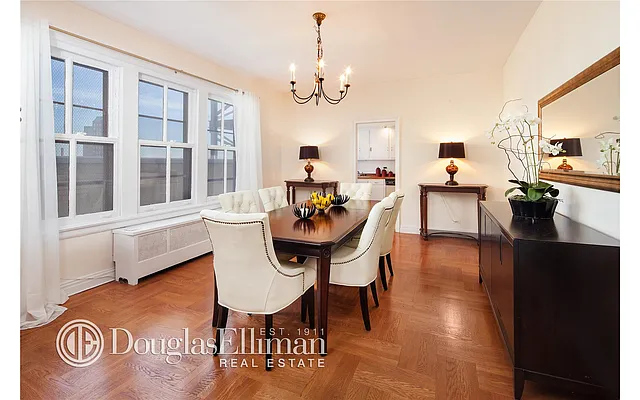 Sold by Douglas Elliman | media 20
