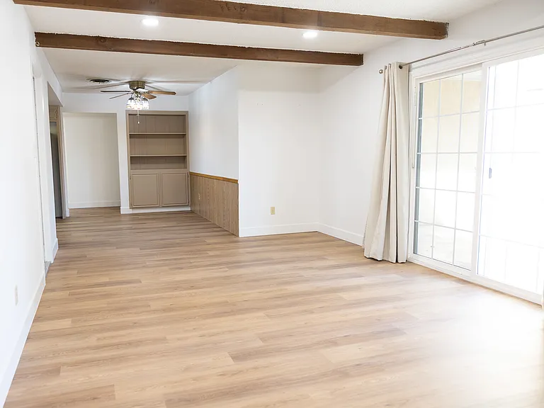 4709 Pinecastle Ave — Photo 11