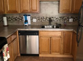 28 Danforth Ln, Rocky Hill, CT 06067