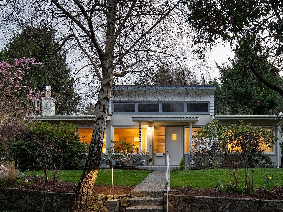 1st image of 2533 Sinclair Rd