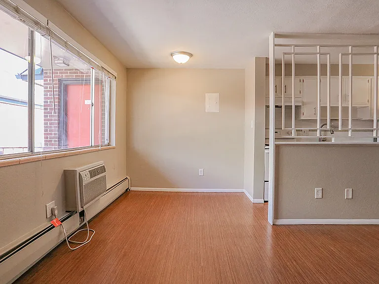 Topaz Apartments — Photo 46