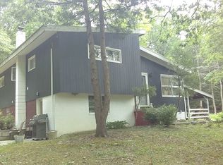 25 John Carle Rd, Saugerties, NY 12477