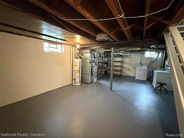 3264 Coolidge Hwy — Photo 16