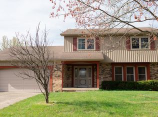8122 Tanager Ct, Indianapolis, IN