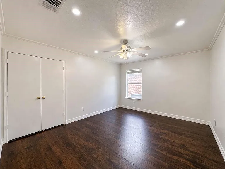 3209 Wheatmeadow Ct — Photo 13