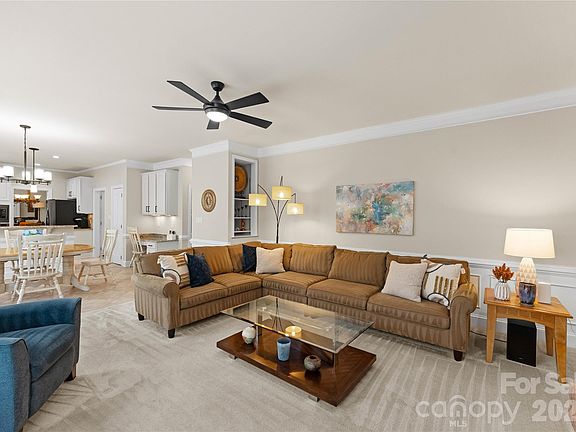 4th image of 4708 Heatherton Pl