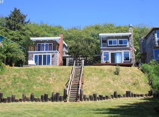 18310 Strawberry Ln, Rockaway Beach, OR