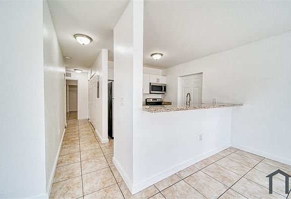 4th image of 2243 NW 61st St #2243
