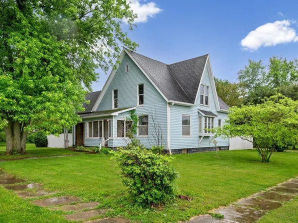 11816 Division St, Clarks Hill, IN 47930