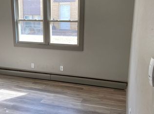 3417 E 26th St #12, Des Moines, IA 50317