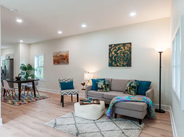 131 Evergreen Pkwy, Glassboro, NJ 08028