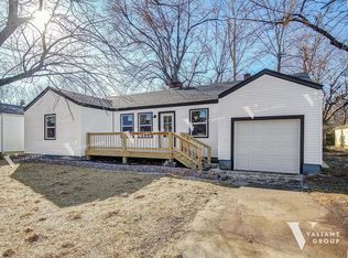 914 E Sunshine St, Springfield, MO 65807