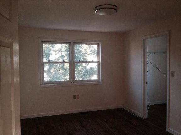 Bedroom (1 of 4)