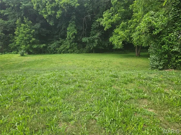 519 Riverside St, Hannibal, MO 63401