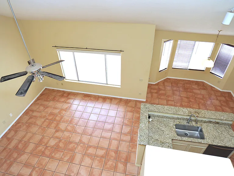 8205 N Midnight Way — Photo 16