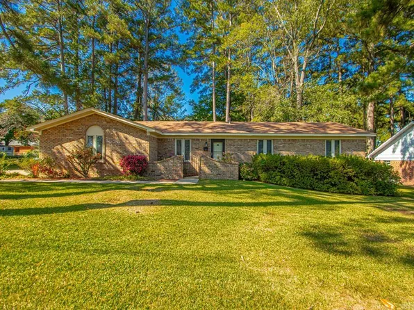 614 Swanee Dr, Benton, AR 72019