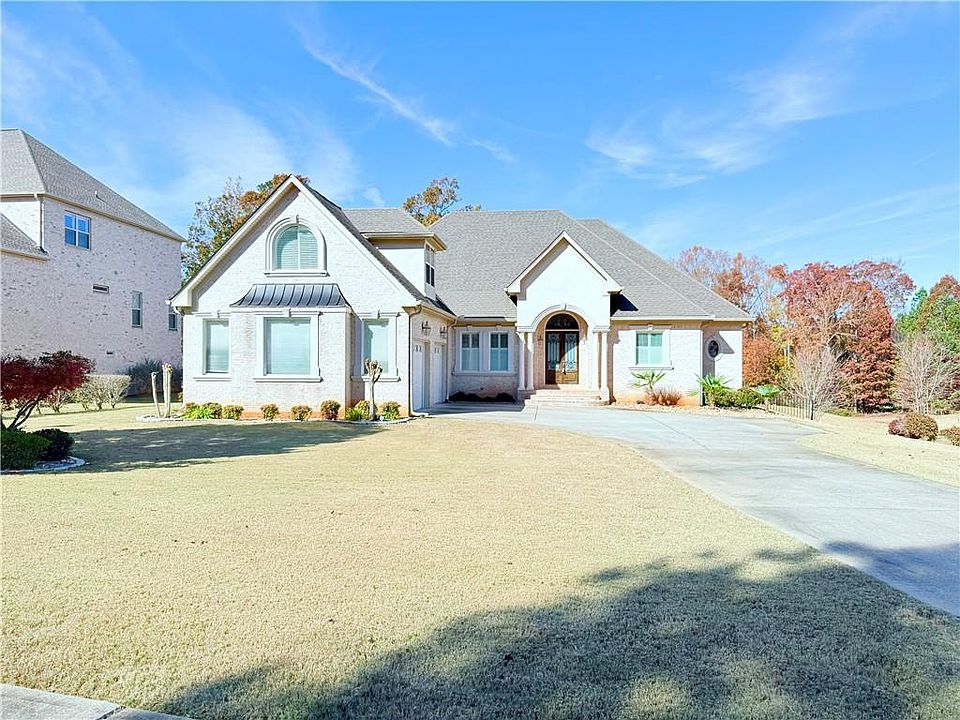 1st image of 2308 Braunsroth Ln