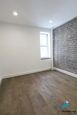 Rented by FirstService Realty (legacy) | media 24