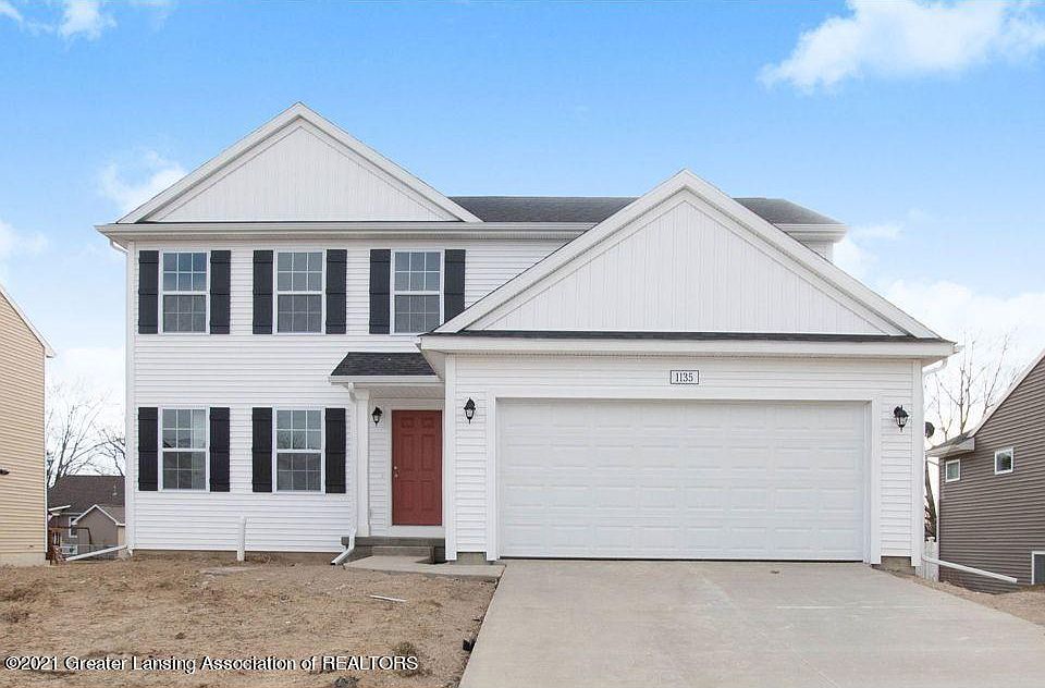 1st image of 1135 Oakwood Dr