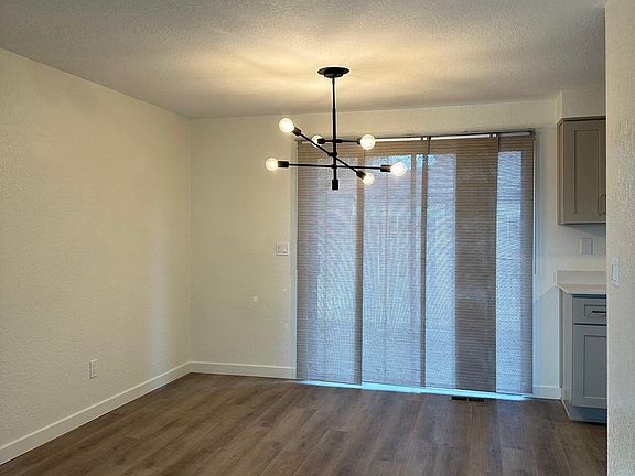 5th image of 604 S 45th Ave #1/2